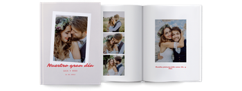 Álbum de fotos — Firmado en carmesí