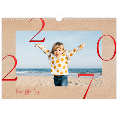 Calendario A3 horizontal — Toques de rojo [portada]