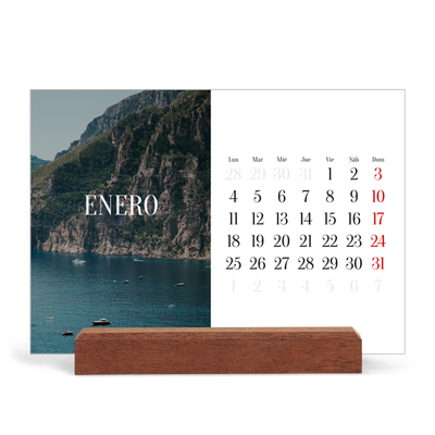 Calendario de mesa con base de madera - apaisado  — Escapada infinita [Enero]
