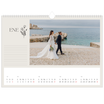 Calendario personalizado A3 horizontal  — Iniciales en flor