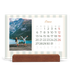 Calendario de mesa con base de madera - apaisado  — Letras y rayas [Enero]