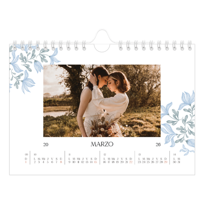 Calendario personalizado A5 — Romance en blanco y azul [Marzo]