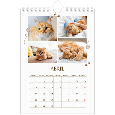 Calendario personalizado A5 — Gatito juguetón [Abril]