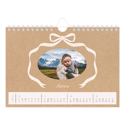 Calendario personalizado A5 — Papel kraft y lazo [Febrero]