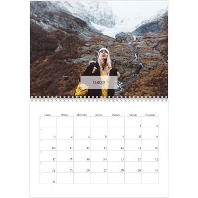 Calendario personalizado doble A4 — Calendario clásico [Marzo]