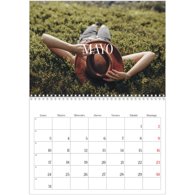 Calendario personalizado doble A4 — Escapada infinita [Mayo]