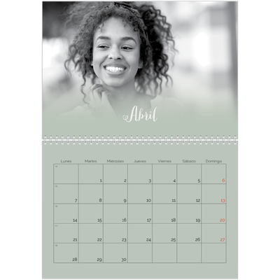 Calendario personalizado doble A4 — Verde bruma [Abril]