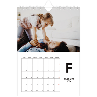 Calendario personalizado A5 — Letra destacada [Febrero]