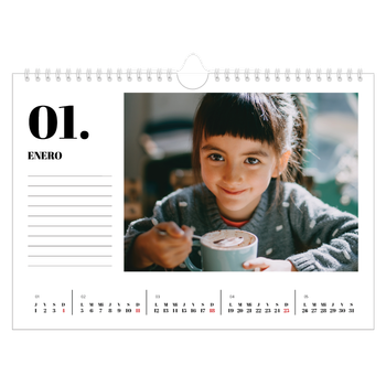 Calendario personalizado A4 horizontal  — Serif y momentos