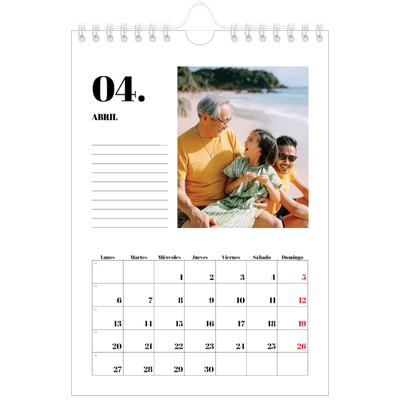 Calendario personalizado A5 — Serif y momentos [Abril]