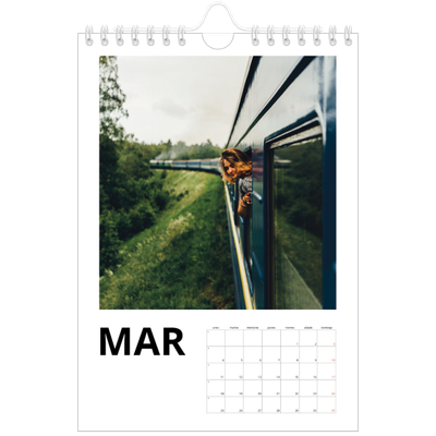 Calendario personalizado A5 — White space [Marzo]