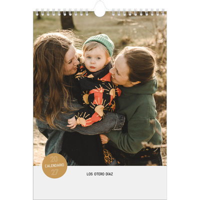 Calendario personalizado A4 — Pegatina de foto [portada]