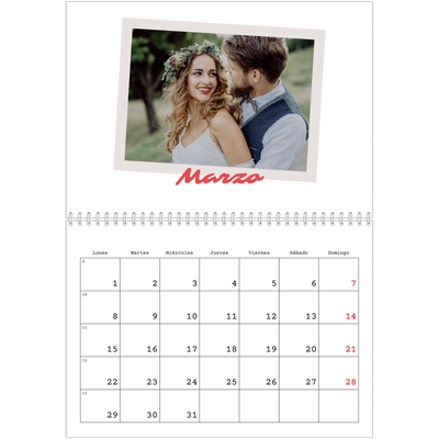 Calendario personalizado doble A4 — Firmado en carmín [Marzo]