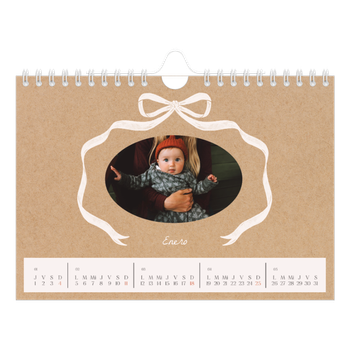 Calendario personalizado A5 horizontal — Papel kraft y lazo