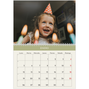 Calendario personalizado A4 doble — Capítulos pastel