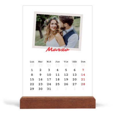 Calendario de mesa con base de madera - vertical  — Firmado en carmín [Marzo]