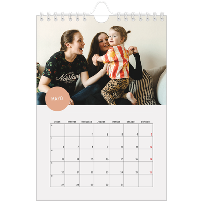 Calendario personalizado A5 — Pegatina de foto [portada]