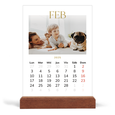 Calendario de mesa con base de madera - vertical  — Texto dorado grande [Febrero]