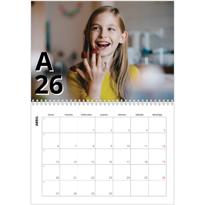Calendario personalizado doble A4 — Estilo de letra [Abril]