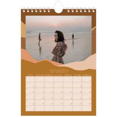 Calendario personalizado A5 — Montañas neutrales [Marzo]