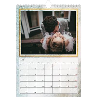 Calendario personalizado A4 — Marco de mármol dorado [Abril]